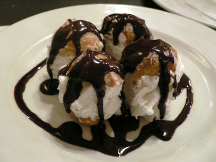 profiteroles