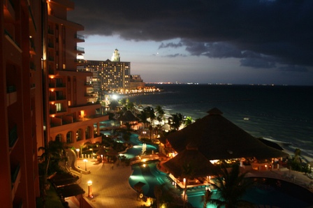 cancun-noche