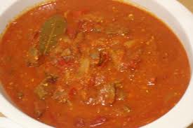 Goulash de cerdo con cerveza
