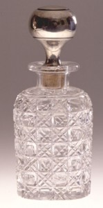 El frasco de cristal es ideal para evitar que la fragancia se evapore
