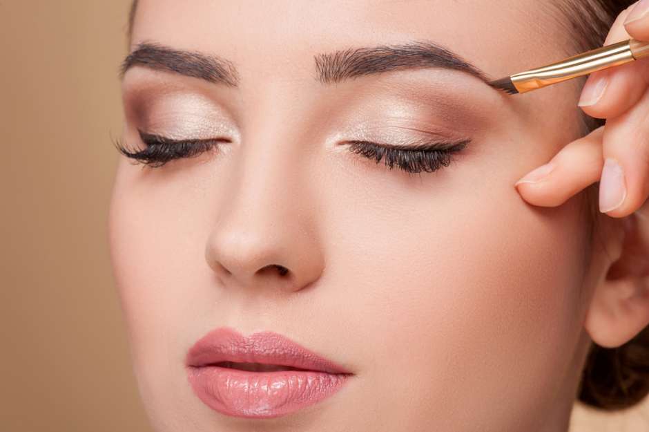 maquillaje cejas