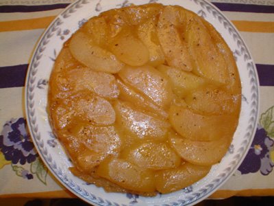Tarta de peras al chantilly, tarta de pera, tarta, peras, crema chantilly.