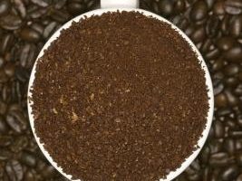 Cómo utilizar café como abono