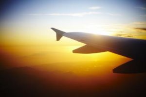 Distintas fases de vuelo de un avión