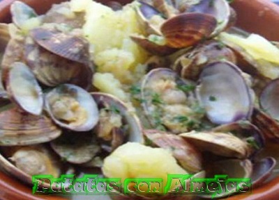 Patatas con almejas