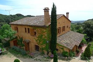 Escoge la construcción de tu casa: masías catalanas 7