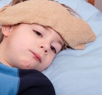 bebe con fiebre