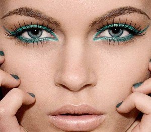 ojos en azul