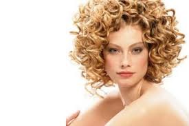 Riza tu cabello de forma profesional y en casa de manera instantánea 1
