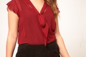 Cómo combinar los colores en ropa de tallas grandes 4