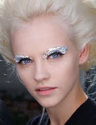 La era de los looks con glitter 1
