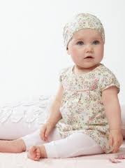 La moda para bebés se viste de color 1