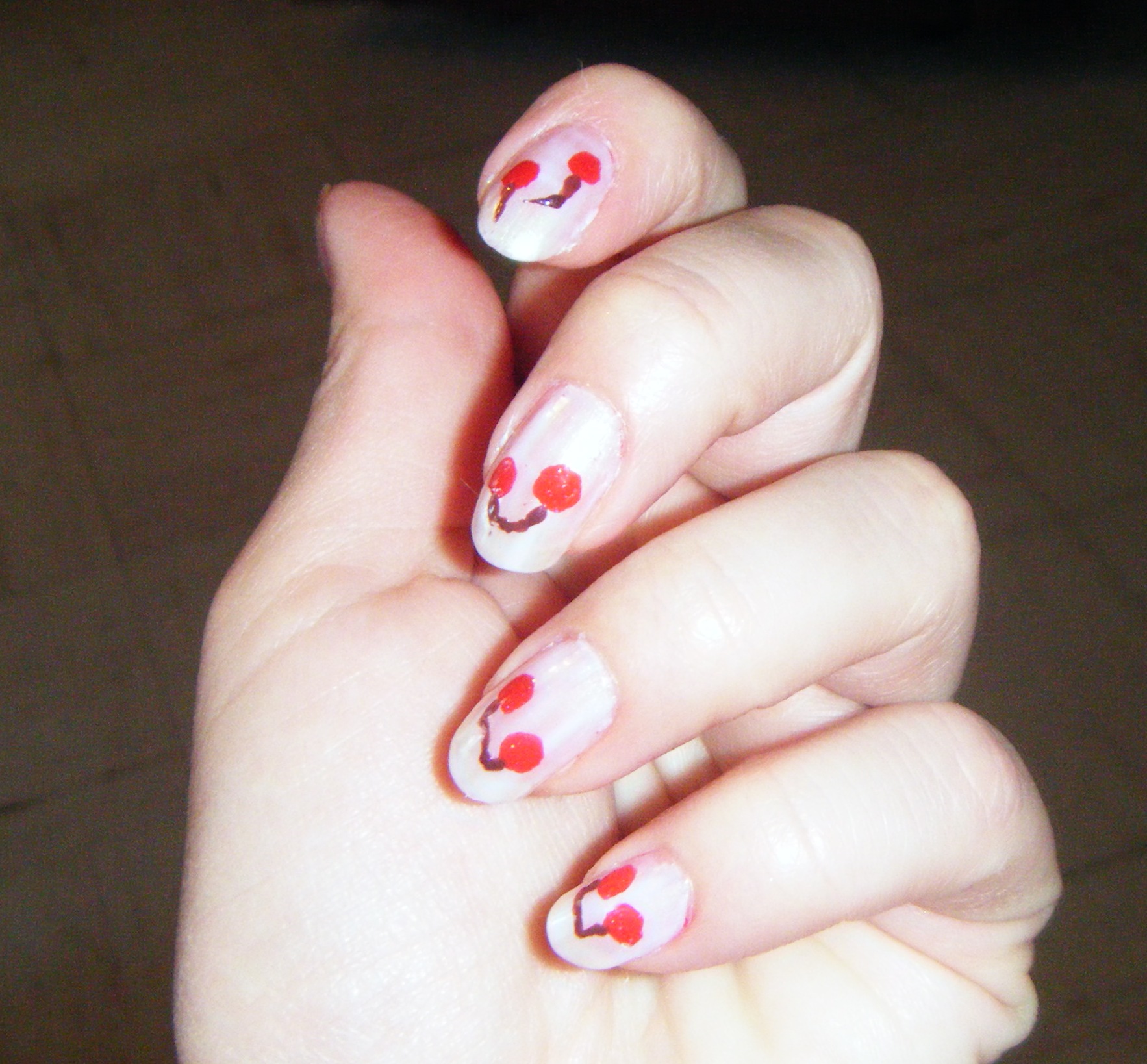 uñas de cerezas