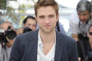 Robert Pattinson se anima con Cronenberg 1