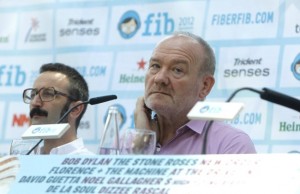 Vince Power en una rueda de prensa del FIB