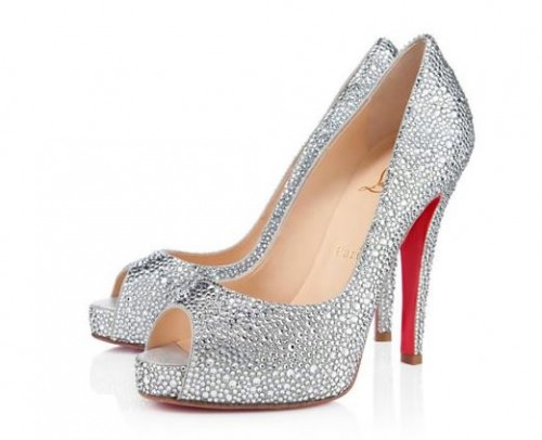 Colección de Louboutin: nueva línea de boda