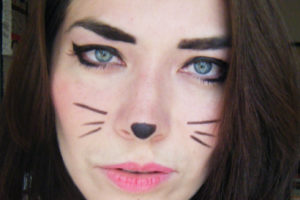 Maquillaje para corregir ojos muy separados 1