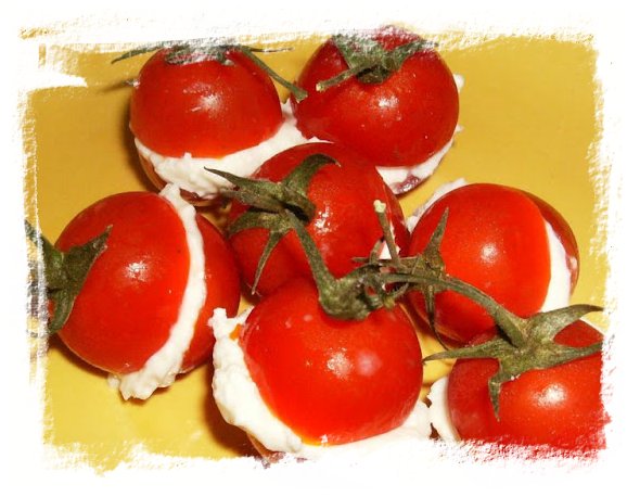 Tomates Cherry relleno de queso (Entrante navidad) 1