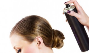 peinar cabello lacio