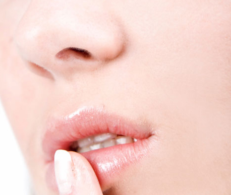 maquillar labios