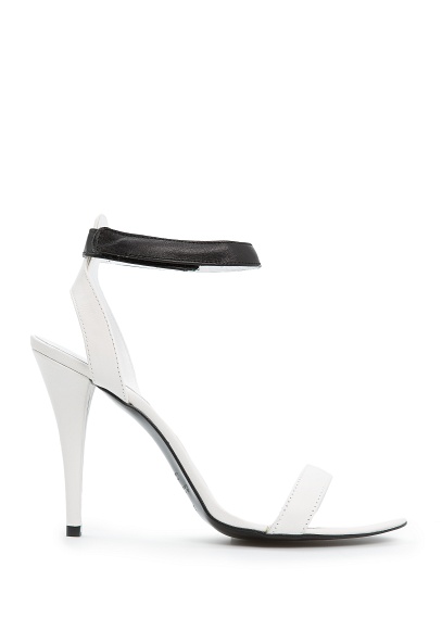 Zapatos blancos