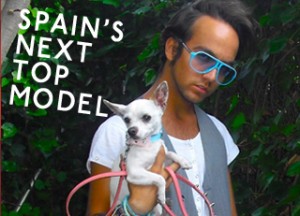 Aless Gibaja look con perro
