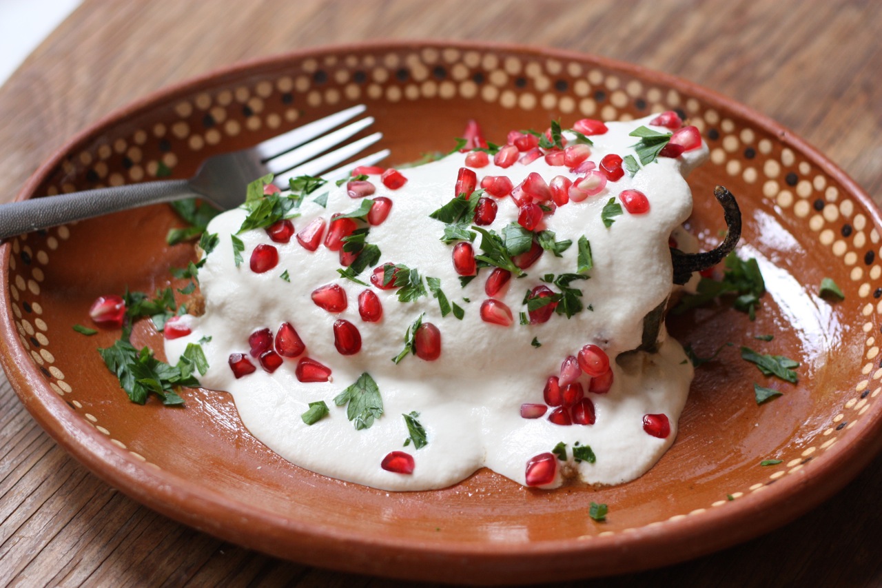 chiles en nogada