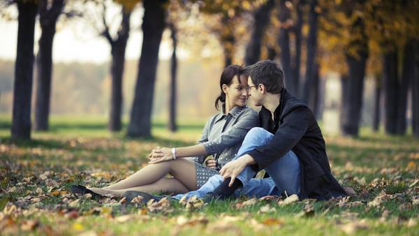 cita-citas-pareja-otono-getty_CLAIMA20150323_0510_27