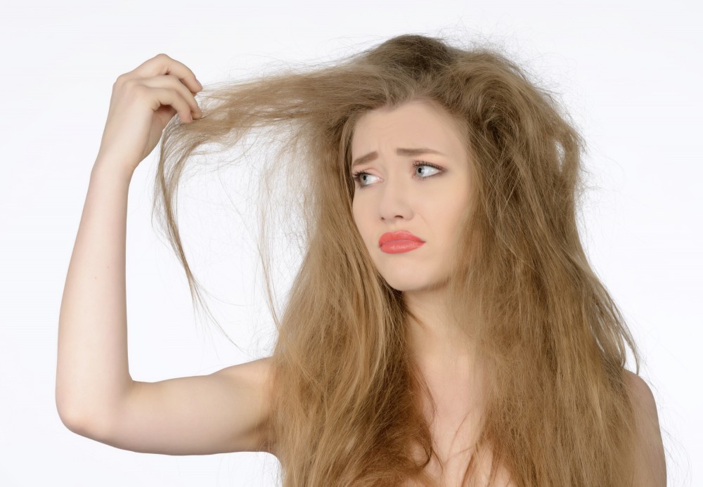 cabello maltratado