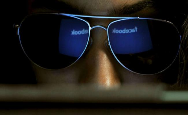 stalkear facebook