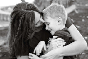madre e hijo