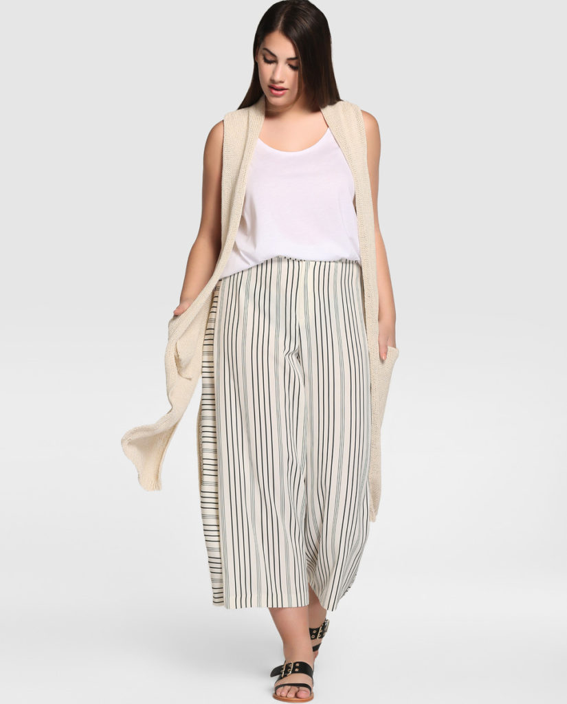 5 outfits de verano para mujeres de talla grande - pantalon de rayas