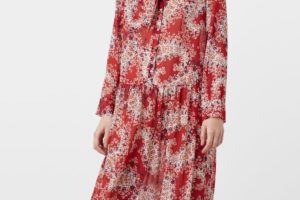 Vestidos bohemios de flores que sí deberás comprar en las rebajas - vestido estampado rojo
