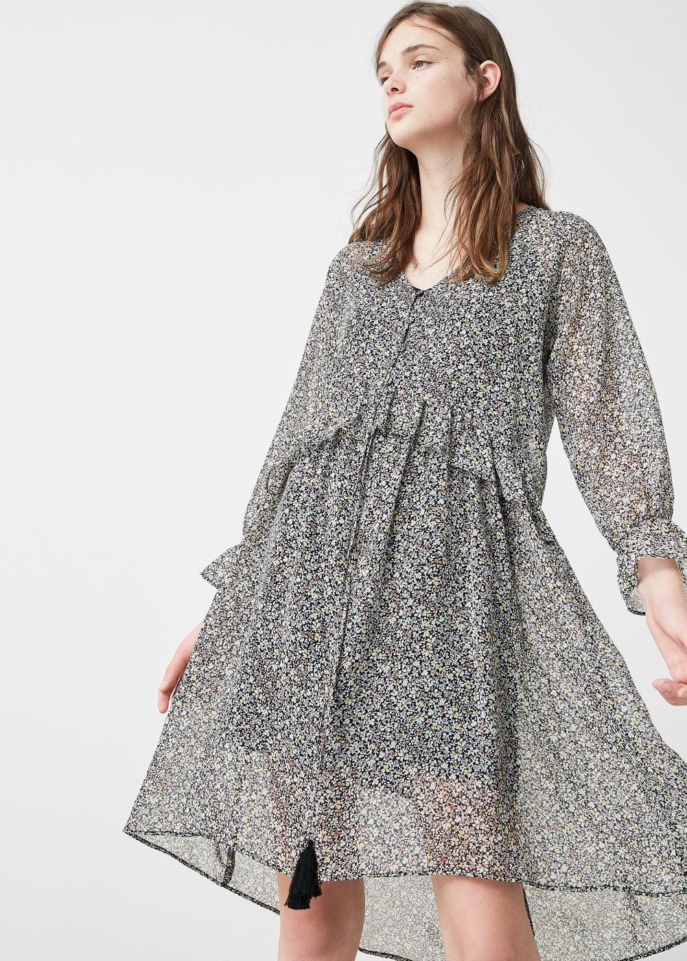 Vestidos bohemios de flores que sí deberás comprar en las rebajas - vestido flores falda vuelo