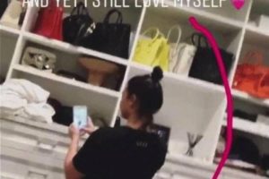 Demi Lovato, contenta con su celulitis - fotos de Demi Lovato